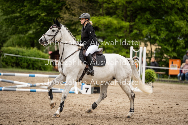 Bad_Meinberg_07673 | saradresslerfotografie - Realisiert mit Pictrs.com