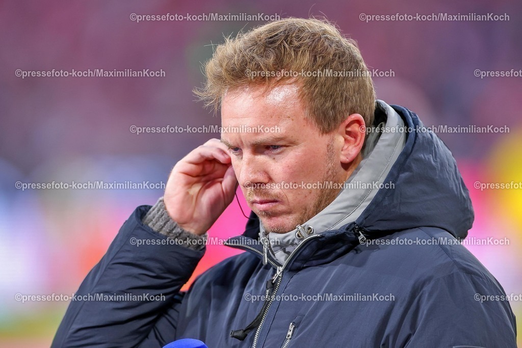 FCB18102501064 | Maximilian Koch
Fotograf aus NRW, Wuppertal. Sportfotograf und
Kooperationspartner bei Imago-Images und dpa-picture alliance.
Fotografie mit Leidenschaft zum Sport.