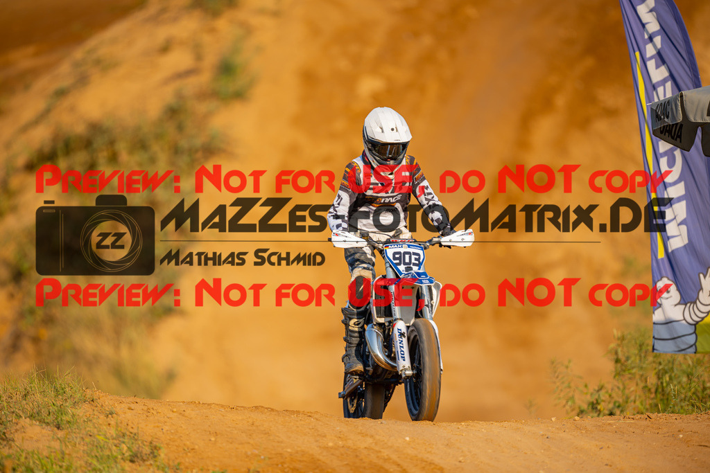 MaZZes-Fotomatrix-20260815-599055 | ROOKIES