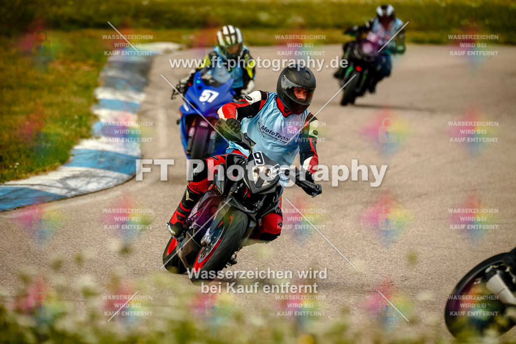 Chambley Juli-0896 | Hier findet Ihr Bilder von Touristenfahrten auf der Nürburgring Nordschleife oder von anderen Veranstaltungen die ich besucht habe. Viel Spass beim Durch Schauen 