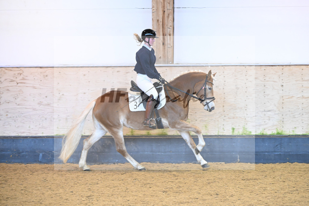 Kat-Nr. 3 Wayana_Reiter_6222164 | hf-fotografie - Realisiert mit Pictrs.com