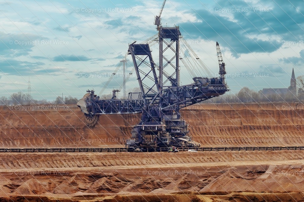 Giant Bagger1.1 | Rolf Wittke  - Realisiert mit Pictrs.com