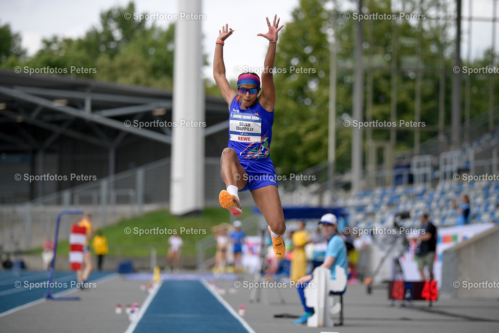 _KP13377_1 | 21.07.2025, xkaix, Leichtathletik, FISU World University Games 2025 v.l. Ancy Sojan Edappilly (Indien) - Realisiert mit Pictrs.com