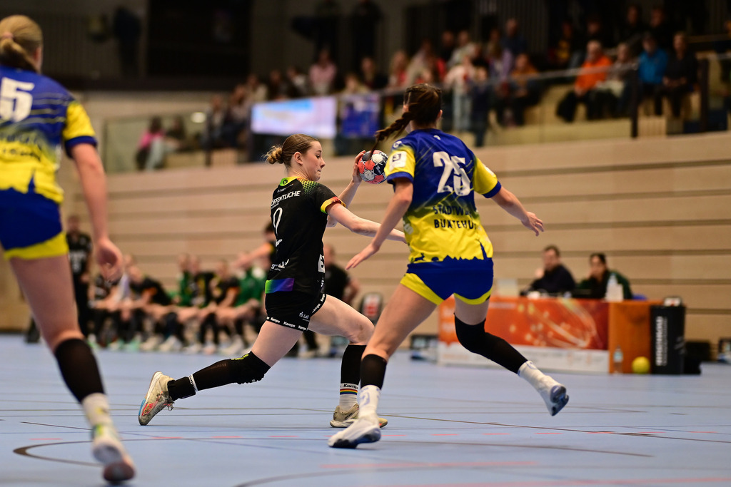Handball I Juniorinnen I Saison 2025-2026 I JBLH wA I 6. Spieltag I Buxtehuder SV - VfL Oldenburg | Der Sportfotograf. - Realisiert mit Pictrs.com