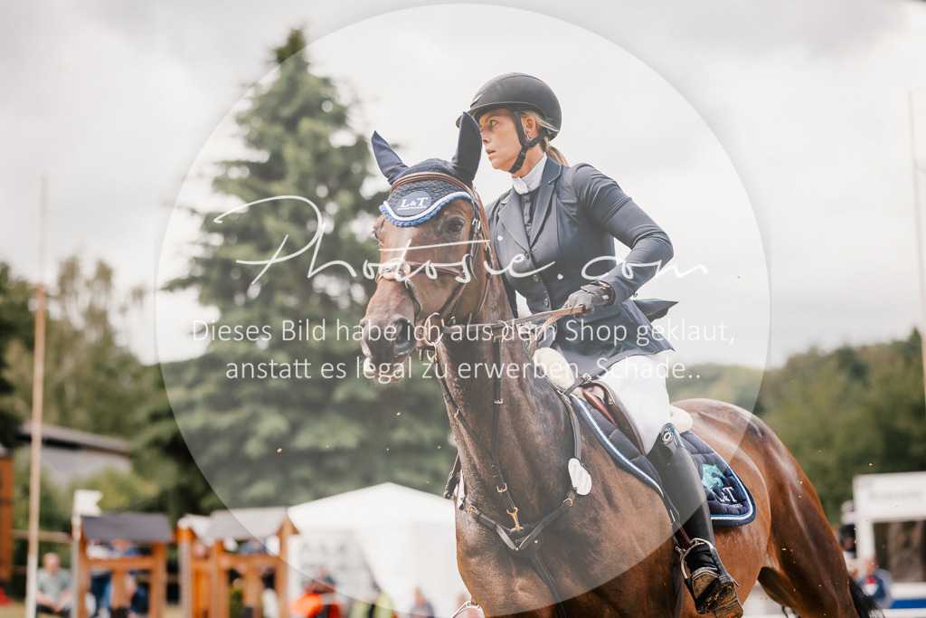 3I6A2397 | Stimmungsvolle Portraits und Reitsportfotografie im Ruhrgebiet und im Münsterland.

Pferdefotografie, Hundefotografie, Tierfotografie, Reportagen, Portraits von Tier und Mensch, Turnierfotografie in Bochum, Recklinghausen, Marl, Haltern am See, Dülmen.. - Realisiert mit Pictrs.com