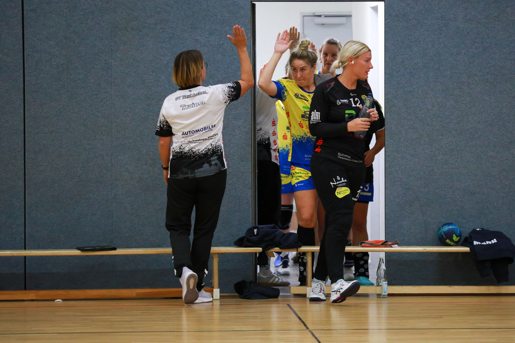 HcTvRhedeII_SvNeukirchen_150924_021 | Bildergalerie von Sport-Ereignissen aber auch von weiteren spannenden Dingen - nicht nur vom Niederrhein. In Anlehnung an den bekannten Spruch von Hanns Dieter Hüsch heißt das Motto: "Niederrhein ist überall".  - Realisiert mit Pictrs.com