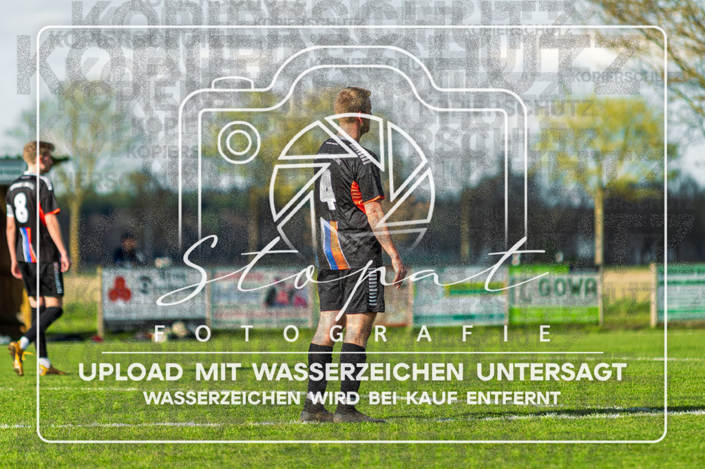FGFS-LEN-1000 | Nico Geschwentner (Eintracht Leinetal #04) beim Herren Kreisliga HK Spiel zwischen FG Fulde-Stellichte und Eintracht Leinetal im Fulder Zentralstadion, Fulde (Simon Paul Stopat) - Realisiert mit Pictrs.com