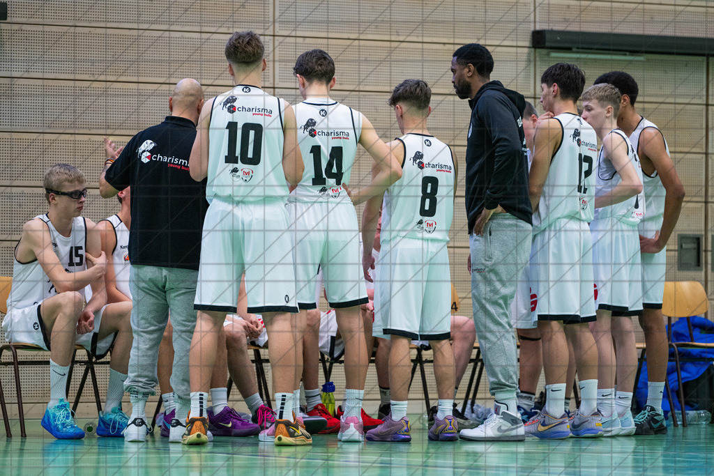 JBBL 24/25 | 12.01.2025 | Charisma Young Bulls vs. Northwestern Basketball Academy | JBBL 24/25 | 12.01.2025 | Charisma Young Bulls vs. Northwestern Basketball Academy - - - - - CREDIT, www.bullenfotos.de, Martin König, Hörner Weg 40, D-49078 Osnabrück, +4917663732967, Nutzung und Weitergabe nur zu den vereinbarten Zwecken. Presseanfragen an Urheber. Alle Rechte beim Urheber. - - - - - - Realisiert mit Pictrs.com