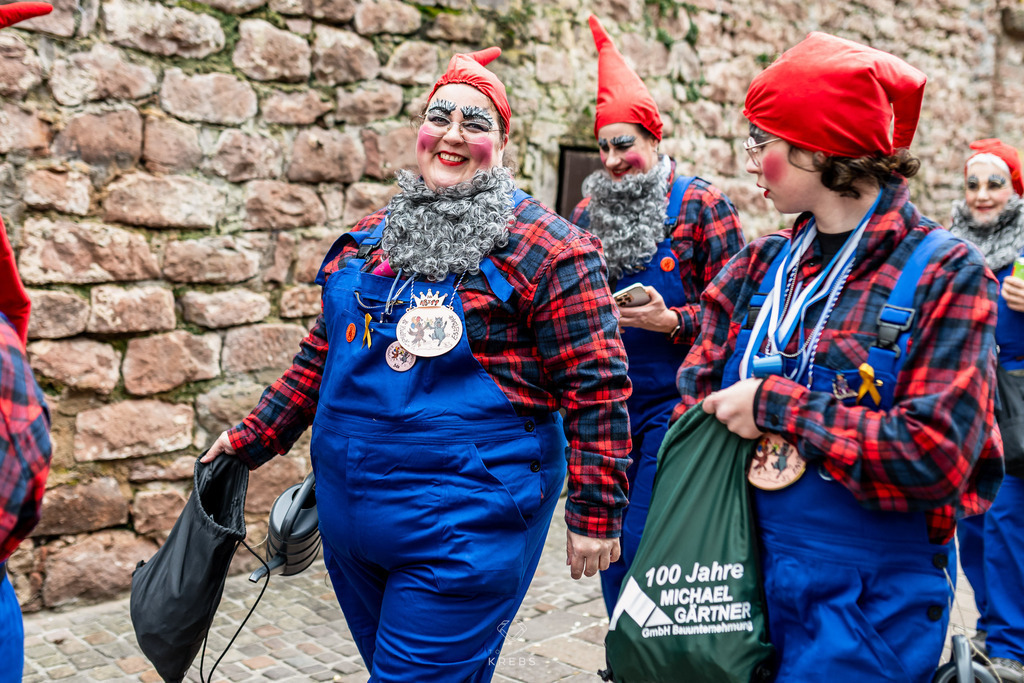 TorstenKrebsCom-FuHirschhorn-080-Z63_1375 | Hochwertige Oldtimer Bilder und der Oldtimer-Kalender. Ein großartiges Weihnachtsgeschenk für Oldtimer-Fans und Oldtimer-Liebhaber.  - Realisiert mit Pictrs.com