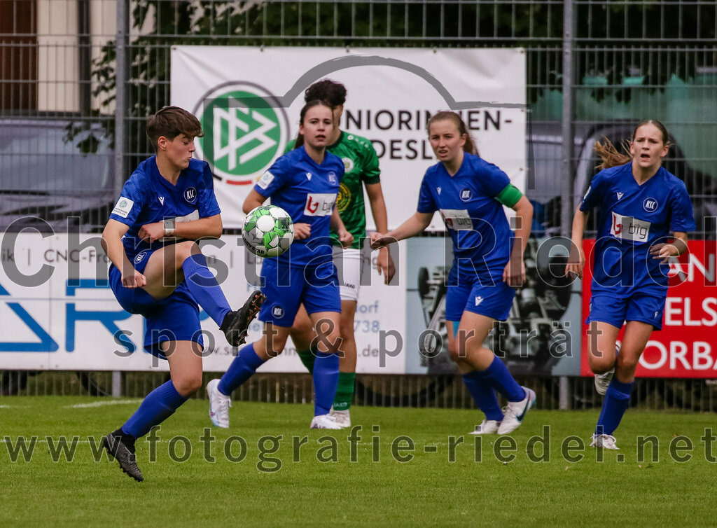 2023-10-07_050_FC_Forstern_gegen_Karlsruher_SC | Forstern, Deutschland, 07.10.2023:
Fußball, B-Juniorinnen-Bundesliga Süd 2023 / 2024, 4. Spieltag, FC Forstern gegen Karlsruher SC, Endergebnis: 1:1

Nele Deutsch (Karlsruher SC, #15)

Foto: Christian Riedel / fotografie-riedel.net