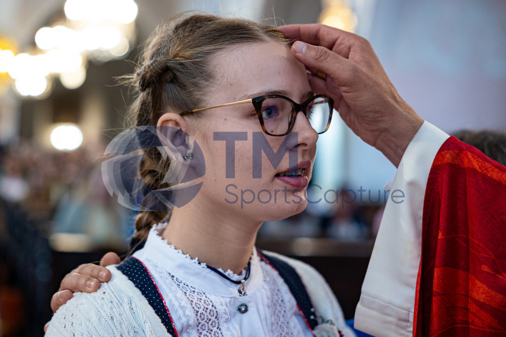_06_5273 | Firmung Dom Klagenfurt 8.6.24