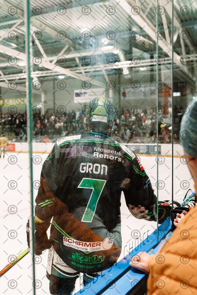 Alligators_vs_Bayreuth_10_2025-62 | Höchstadt Alligators Fotogalerie: Eishockey-Action aus Franken. Professionelle Spielfotos, Portraits & Stadionbilder zum Download. Jetzt entdecken! - Realized with Pictrs.com