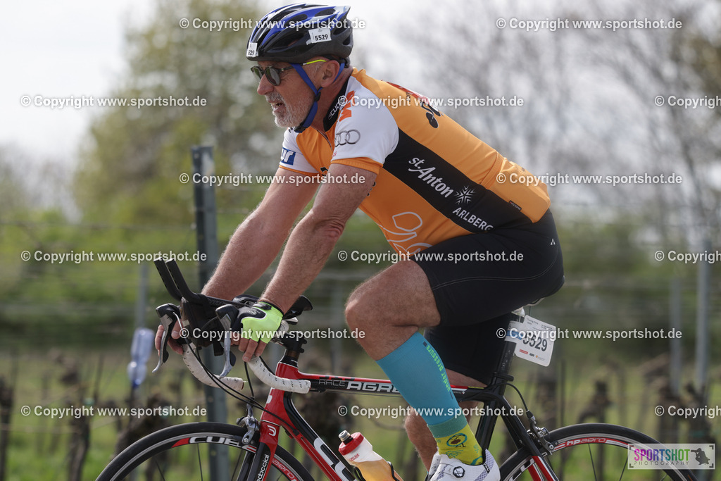 368A5721 | Neusiedlersee Radmarathon 2026@sportshot_your_pictrs #yourpictures#roadtowm2029 #nrm #neusiedlerseeradmarathon #neusiedlersee #neusiedlerseetourismus #burgenland #mörbisch #nrm26 #burgenlandtourismus #voglundco #poweredbyburgenlandtourismus #radsport #rad #marathon #ucigranfondo #visitburgenland #ucigranfondoworldseries