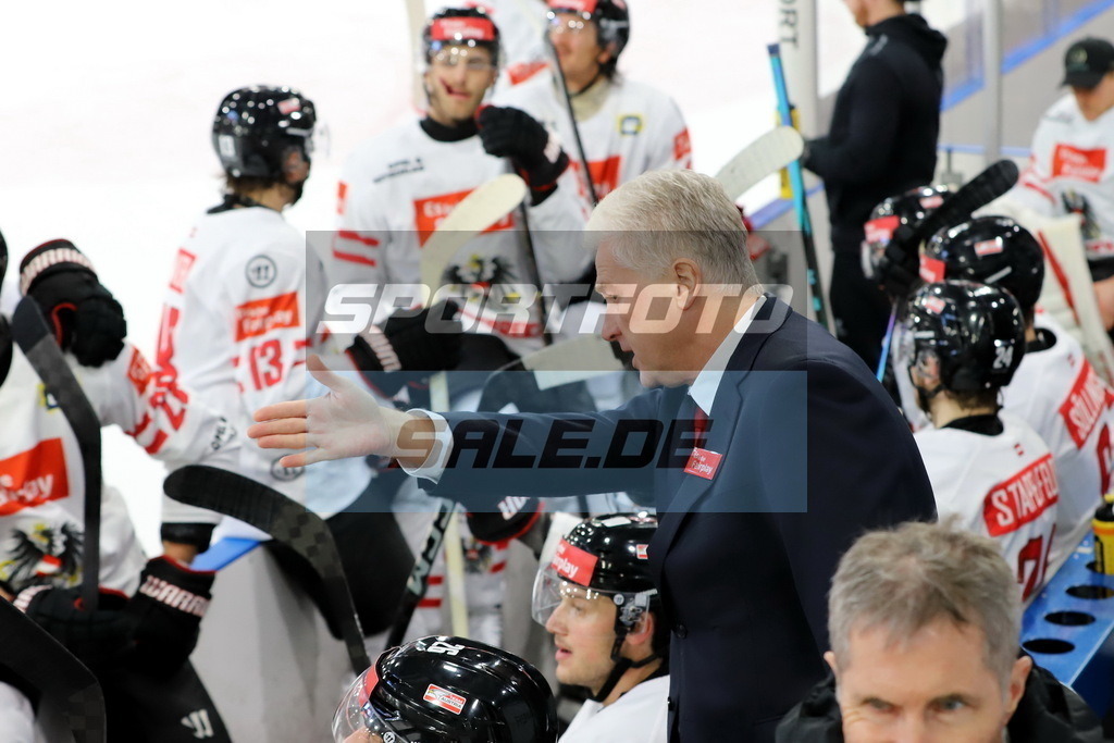 Roger Bader HC AUT | Roger Bader HC AUT - Realisiert mit Pictrs.com