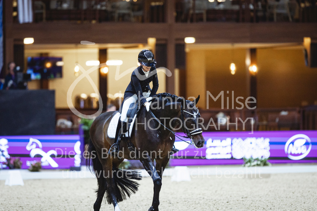 240417_Riyadh_Dressage-146 | Deine schönsten Turniermomente als professionelle Fotos! Entdecke hochwertige Pferdesport-Fotografie im Online-Shop. Jetzt Fotos finden & bestellen!