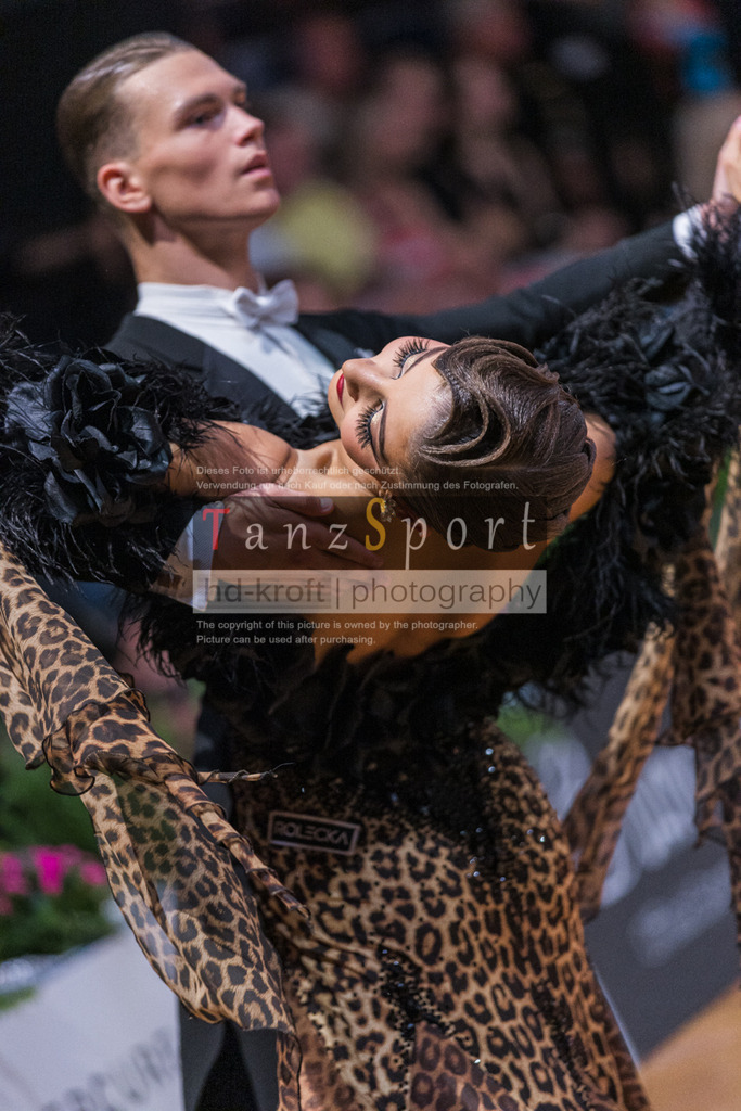 20250819_WDSF-Open-Std-Youth_1085 | Tanzsportbilder, Standardtanz, Lateintanz, WDSF, DTV, LTVB, dancecomp, goc, hessen tanzt, blaues band der spree, walzer, tango, wiener walzer, slowfox, quickstepp, samba, rumba, cha-cha-cha, paso doble. jive, hd-kroft photography, turniertanzsport