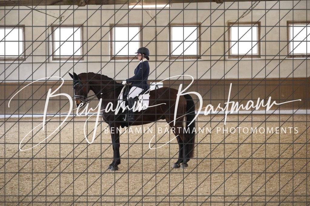 AZ2A1402 | Benjamin Bartmann Photomoments