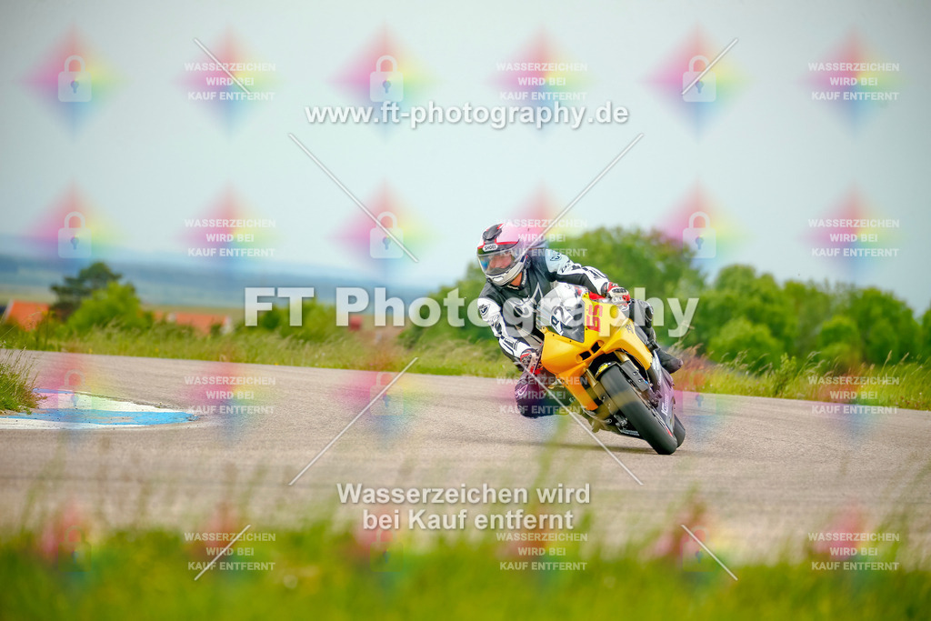 _MOT1943 | Hier findet Ihr Bilder von Touristenfahrten auf der Nürburgring Nordschleife oder von anderen Veranstaltungen die ich besucht habe. Viel Spass beim Durch Schauen 