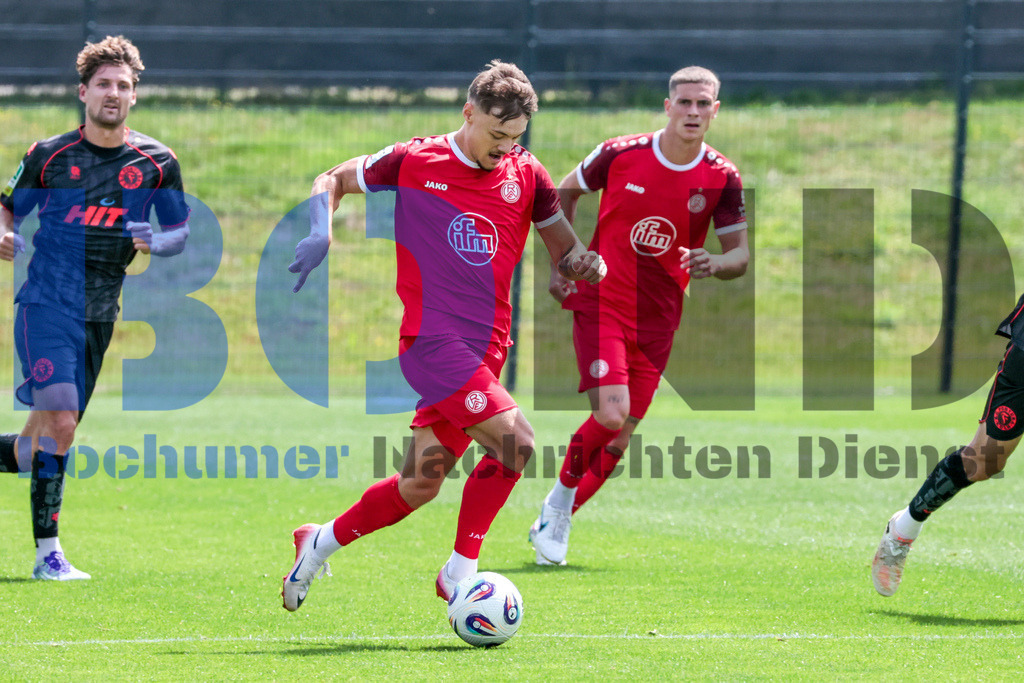 SES_ESSFKO20250712-34 | bond - Realisiert mit Pictrs.com