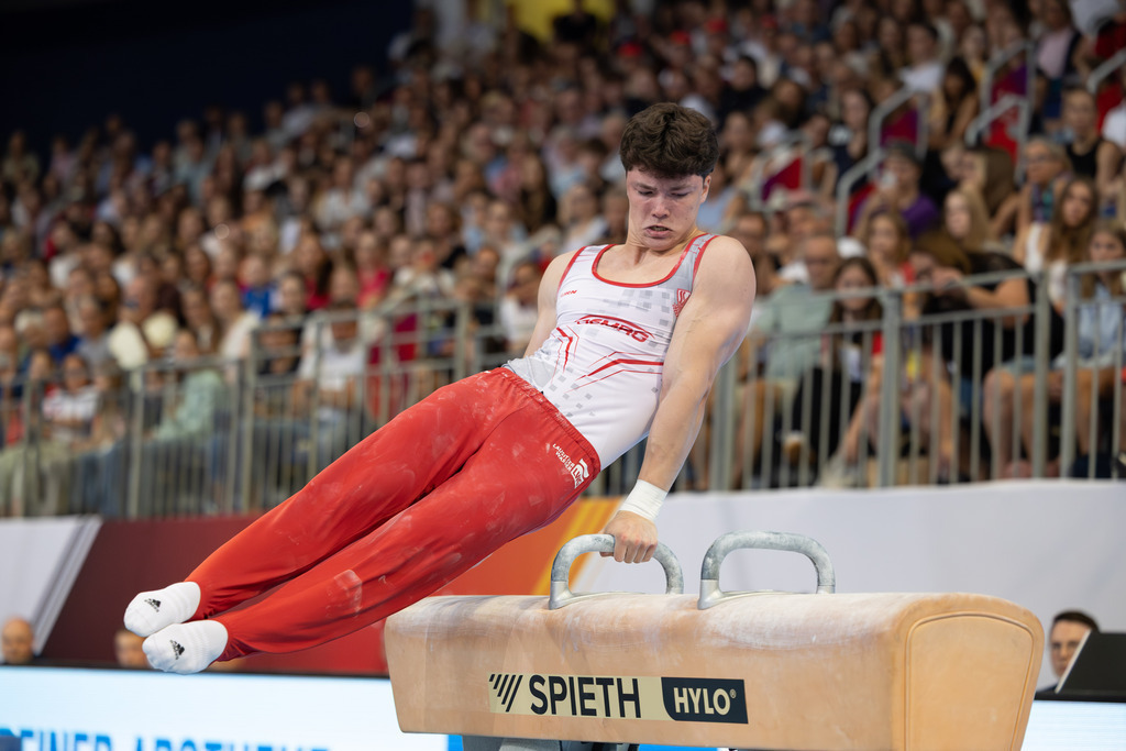 DM Finals 2026; Gerätfinals Männer Pauschenpferd | DM Finals 2026; Gerätfinals Männer Pauschenpferd***Radomyr Stelmakh bei seiner Übung - Realisiert mit Pictrs.com