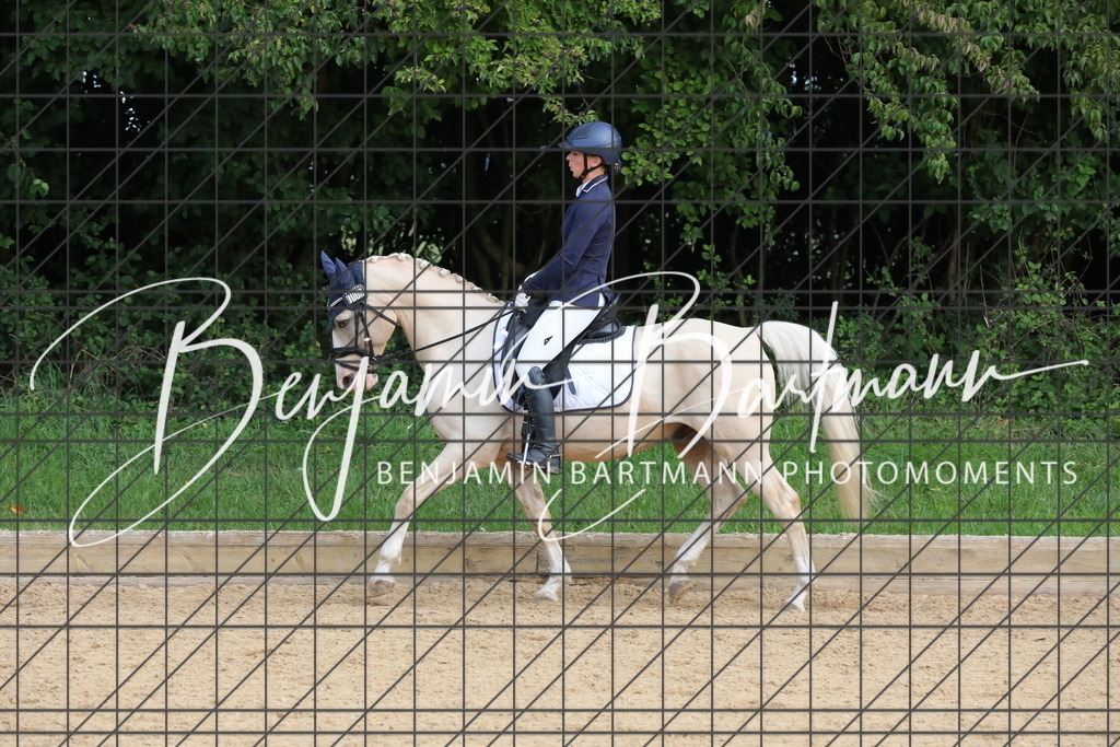 AZ2A1822 | Benjamin Bartmann Photomoments