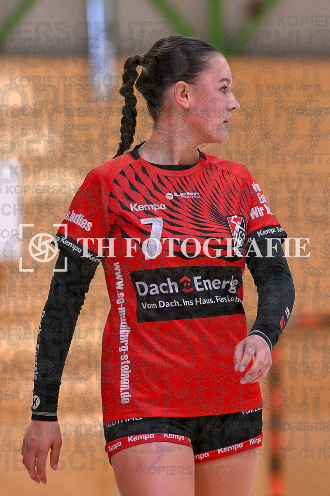 GER, SG Maulburg/Steinen - HB Kinzigtal, Handball, Suedbadenliga, 22. Spieltag, Saison 2023/2024, 27.04.2024 | Lena Marie Hlawarschek (SG Maulburg/Steinen, #07)

GER, SG Maulburg/Steinen - HB Kinzigtal, Handball, Suedbadenliga, 22. Spieltag, Saison 2023/2024, 27.04.2024

Foto: TH Fotografie/Thomas Hess