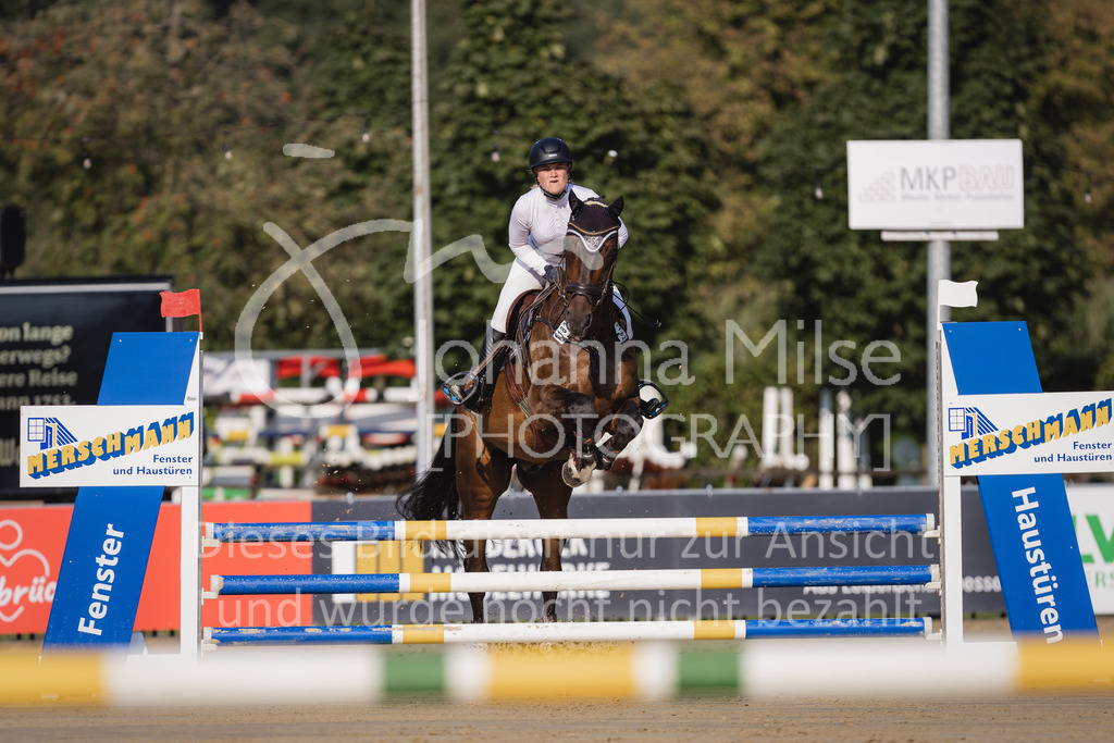 230823_Delbrueck_Stil-A1-108 | Deine schönsten Turniermomente als professionelle Fotos! Entdecke hochwertige Pferdesport-Fotografie im Online-Shop. Jetzt Fotos finden & bestellen!