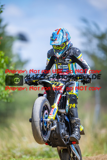 MaZZes_Fotomatrix_240713_6007705_9300 | ROOKIES