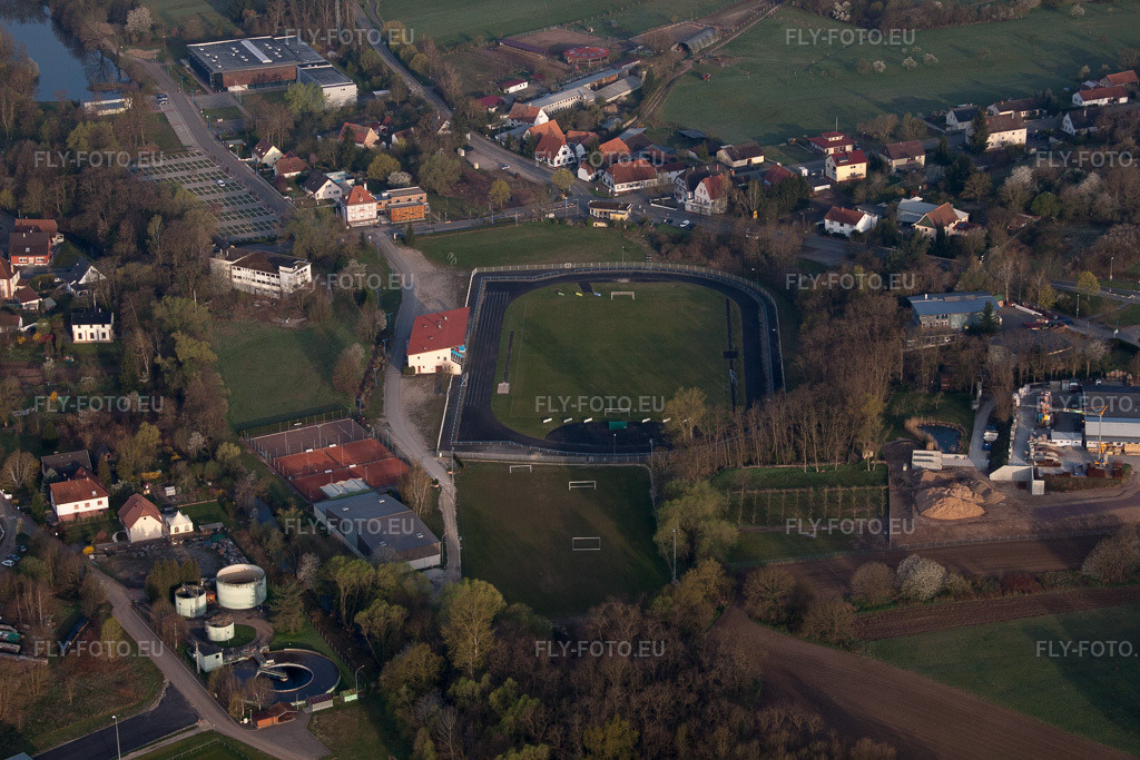 Vue aérienne: Vue de la ville à Lauterbourg dans le département Bas Rhin, France. Photo: IMG_63614.jpg prise le 30/03/2014 par Werner Riehm/FLY-FOTO.euRésolution de l'original: 4752 x 3168 px