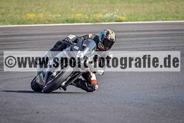 spof8496 | Professionelle Fotos von Sportveranstaltungen, aber auch Hochzeiten und anderen Events. - Realisiert mit Pictrs.com