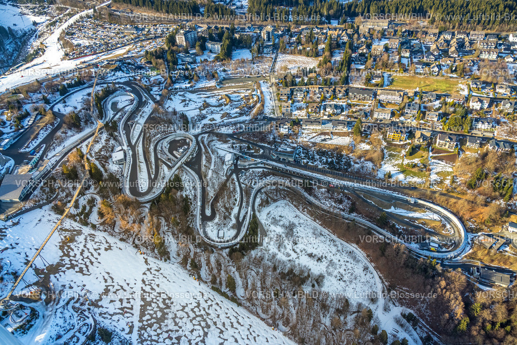 Winterberg260105080 | Luftbild, VELTINS-EisArena Kunsteisbahn im Winter, Sportanlage für Schlitten, Bob und Skeleton, Winterberg, Sauerland, Nordrhein-Westfalen, Deutschland