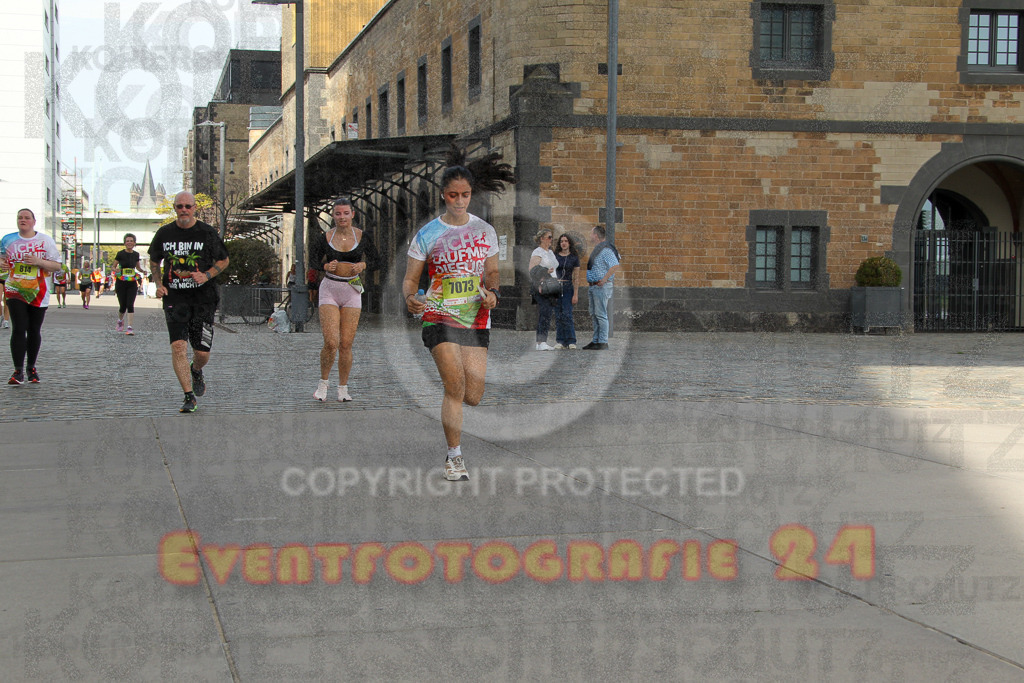 250920_1339_EV4_6365 | Sportfotografie im Rhein-Sieg Kreis, Köln, Bonn, NRW, Rheinland Pfalz, Hessen, etc. Unser Tätigkeitsfeld umfasst den Laufsport vom Volkslauf über den Marathon, Duathlon, Triathon bis zum Ultralauf wie Kölnpfad Ultra oder Schindertrail.