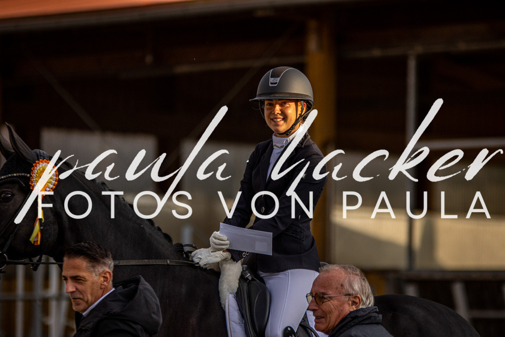 IMG_4692 | Erleben Sie dynamische Sport- und emotionale Tierfotografie in Süddeutschland mit Fotos von Paula. Spezialisiert auf Pferde- und Hundefotografie sowie Sportevents. Kontaktieren Sie mich für einzigartige und ausdrucksstarke Bilder Ihrer besonderen Momente. - Realisiert mit Pictrs.com