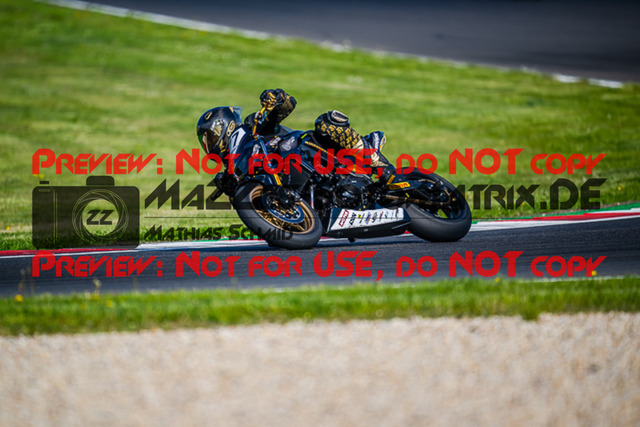 MaZZes_FotoMatrix_220506_96165 | Fotograf Mathias Schmid
Sportfotograf,
Eventfotograf,
Hochzeitsfotograf,
Portraitfotograf