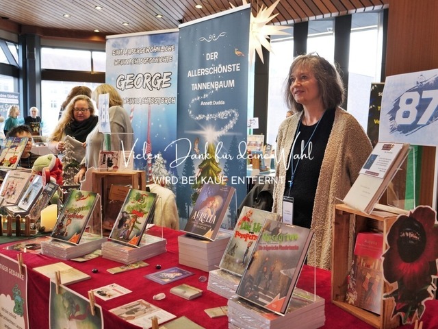 P1405535 | Fotografie für »mehr« Persönlichkeit ... von Anfang an - authentisch natürlich emotional - Geburt, Kinder und Familie, Entrepreneure, Kreative, Kamera-Scheue, Interessierte. Mit Empathie und ohne Posen erstelle ich Bilder mit "Wieder-Erkennungs-Gefühl".