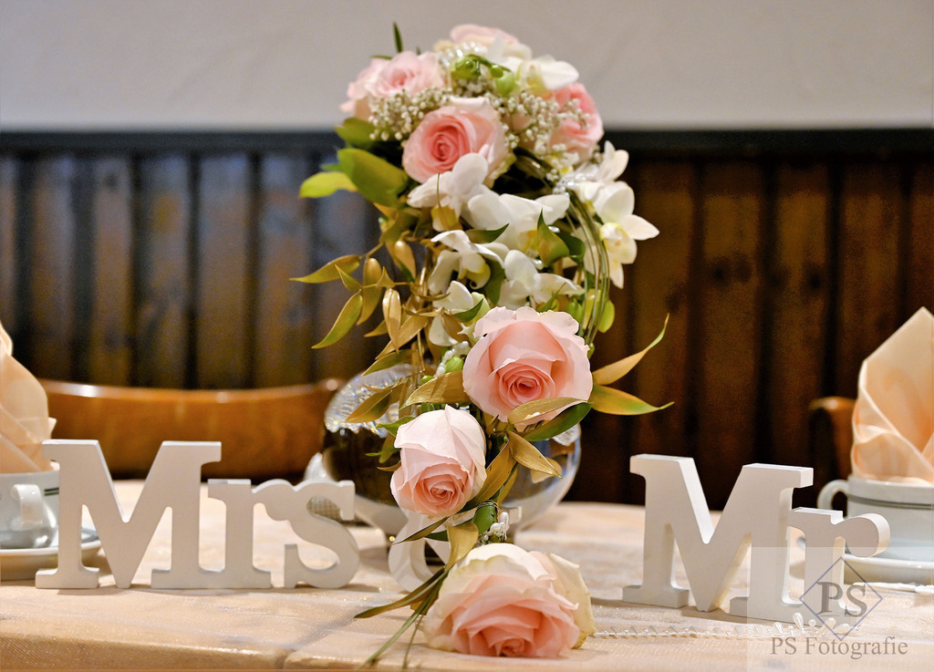 _DSC4998 | Hochzeitsfotograf aus Leidenschaft in Büren und Umgebung - Professionelle Hochzeitsreportagen mit emotionalen Fotos - Realisiert mit Pictrs.com