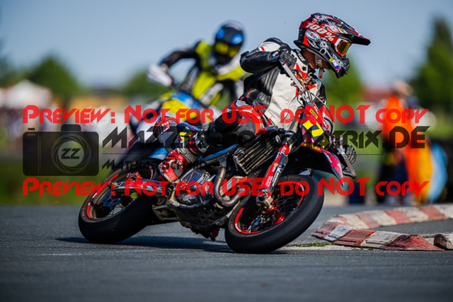 MaZZes_FotoMatrix_220903_4237 | S2