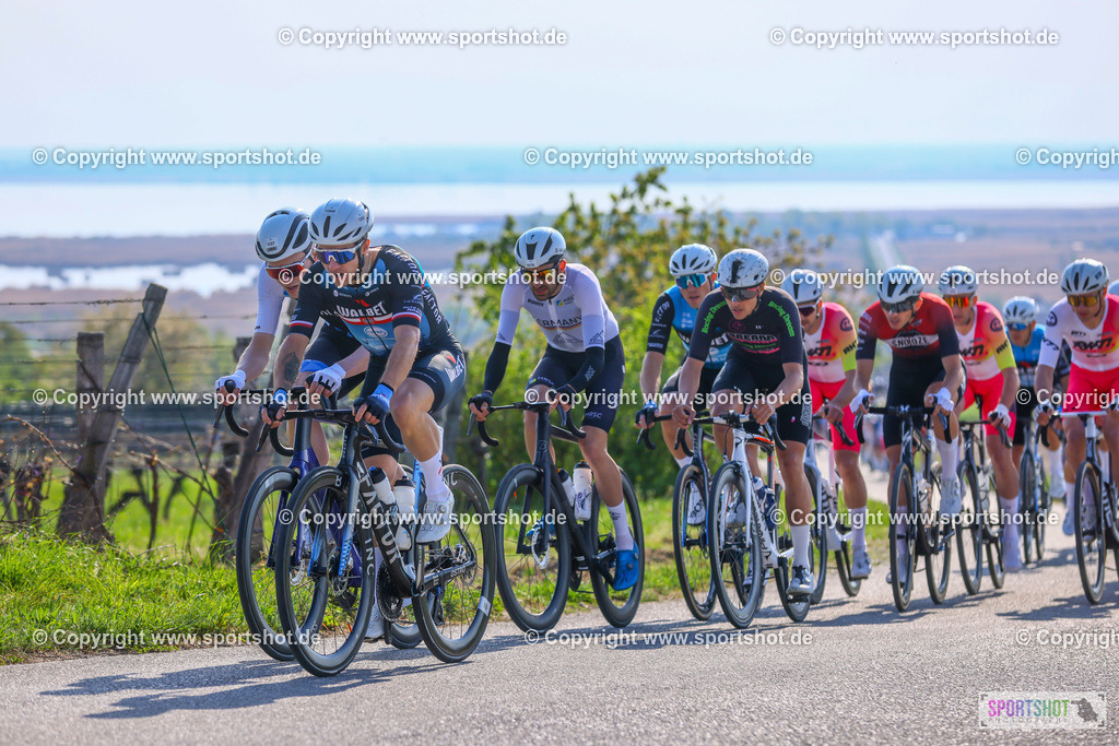 TRA_55190 (2) | Neusiedlersee Radmarathon 2026@sportshot_your_pictrs #yourpictures#roadtowm2029 #nrm #neusiedlerseeradmarathon #neusiedlersee #neusiedlerseetourismus #burgenland #mörbisch #nrm26 #burgenlandtourismus #voglundco #poweredbyburgenlandtourismus #radsport #rad #marathon #ucigranfondo #visitburgenland #ucigranfondoworldseries