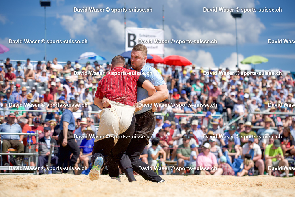 Walther Adrian ___ - Roth Dominik __ _ la Mittelländisches Schwingfest Uetendorf_ 31.05.2025 | sports-suisse.ch