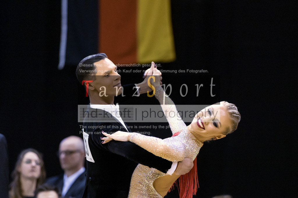 20241102_DM_HGR_Std_10015 | Tanzsportbilder, Standardtanz, Lateintanz, WDSF, DTV, LTVB, dancecomp, goc, hessen tanzt, blaues band der spree, walzer, tango, wiener walzer, slowfox, quickstepp, samba, rumba, cha-cha-cha, paso doble. jive, hd-kroft photography, turniertanzsport