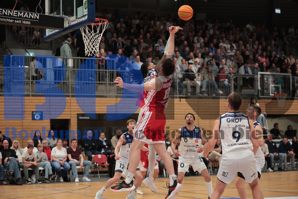 SES_BOCKOL20251011-22 | bond - Realisiert mit Pictrs.com