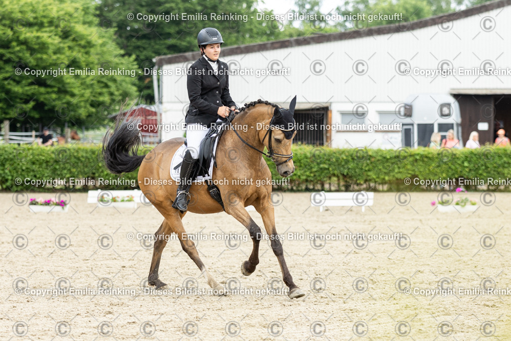 CL5A1256 | Emilia Reinking Fotografie - Realisiert mit Pictrs.com