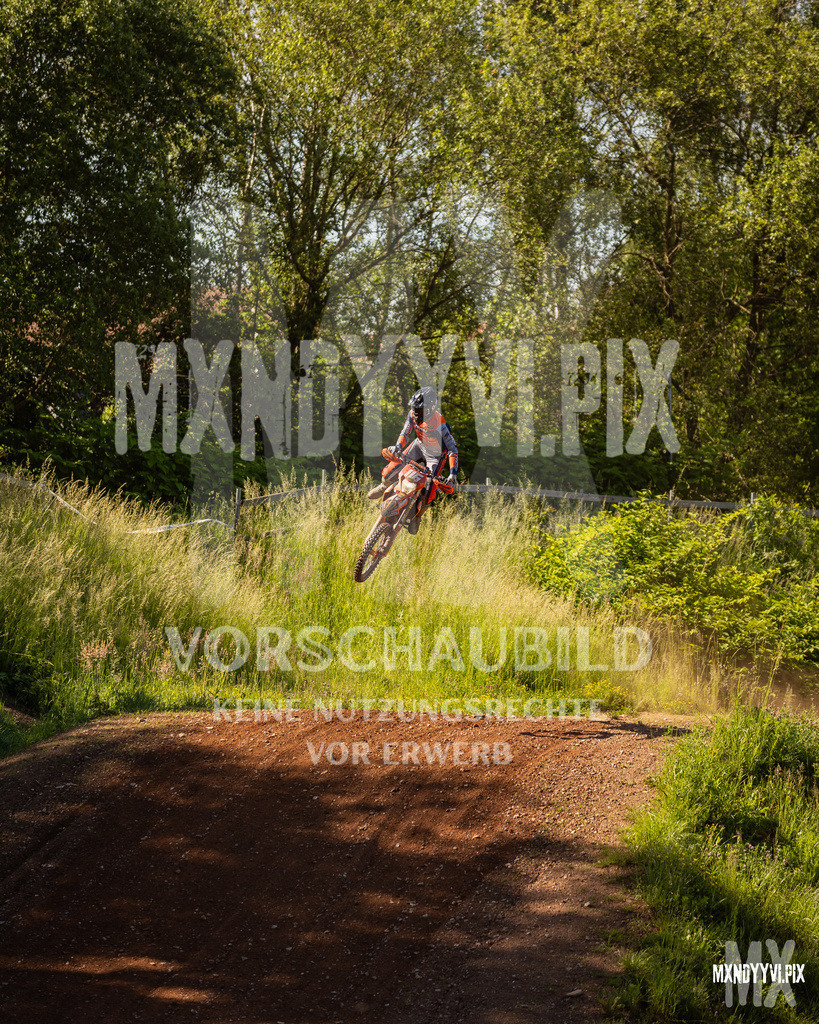 866A0822 | mxndyyvipix