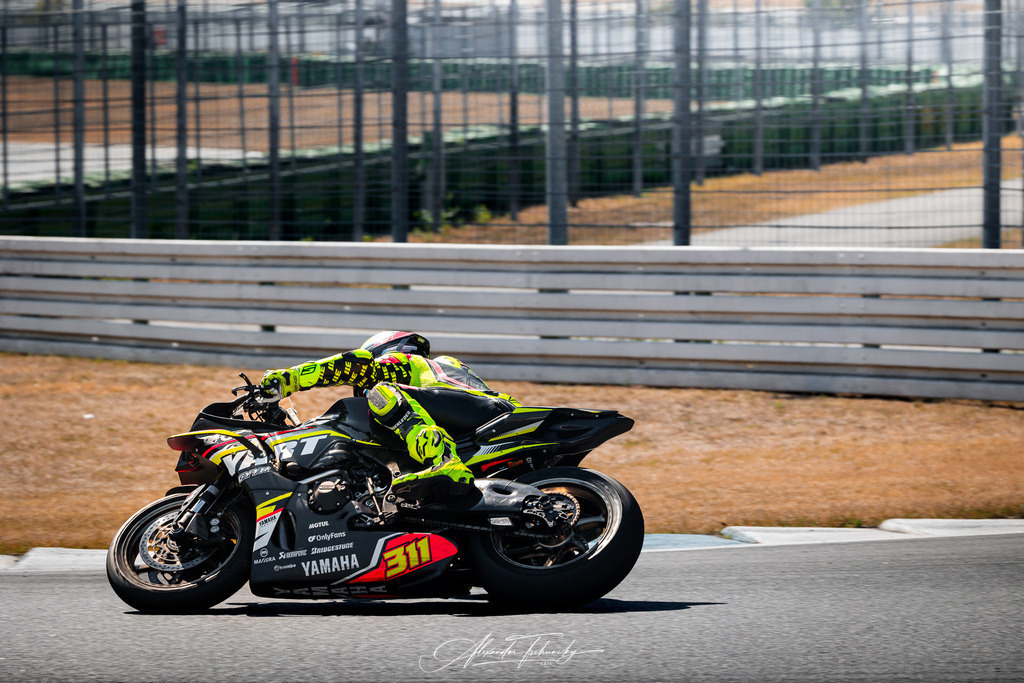Ducati Trackday Hockenheimring 2026 | Entdecken Sie die faszinierende Welt von Alexander Tschuncky Arts: Kreative Fotografie, atemberaubende Automobilkunst und hochwertiger Bilderdruck. Lassen Sie sich inspirieren! - Realisiert mit Pictrs.com