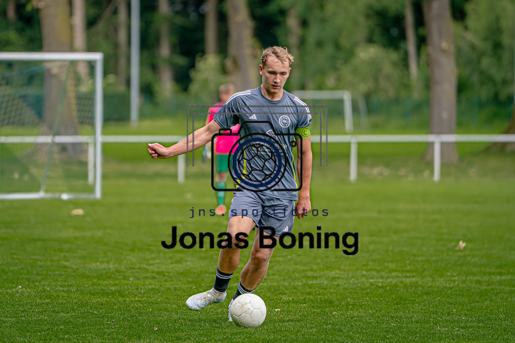 MEISTERVILABÜ0015 | jns.sportfotos - Realisiert mit Pictrs.com