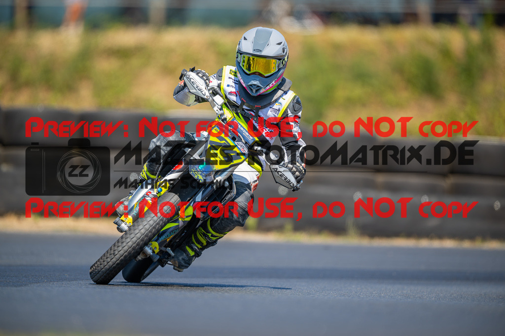 MaZZes-Fotomatrix-20260815-602098 | ROOKIES