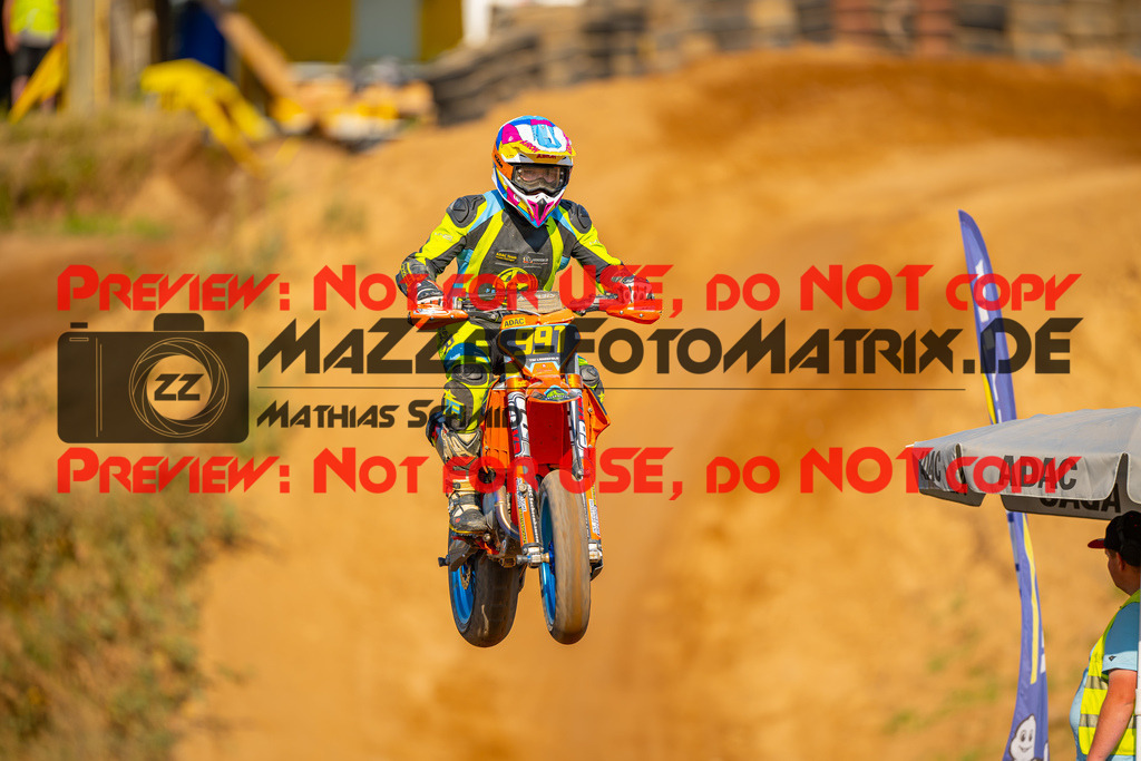 MaZZes-Fotomatrix-20260815-602177 | S2