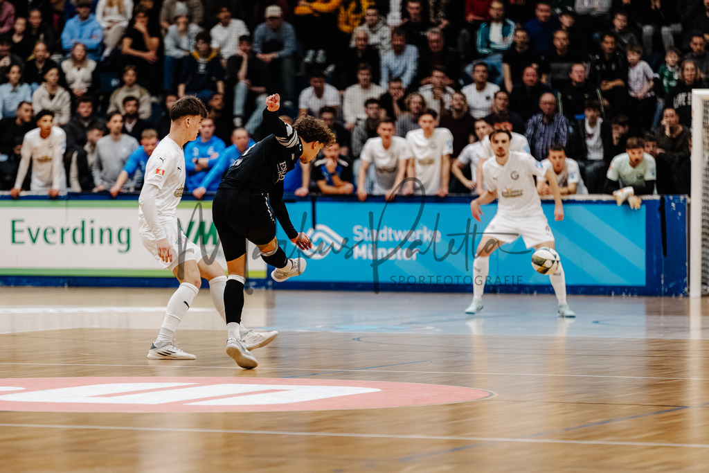 47. Stadtmeisterschaften im Hallenfußball 2025, Endrunde | Stadtmeisterschaften im Hallenfußball 2025, Endrunde, Sporthalle Berg Fidel in Münster. Foto: sportfotografie.ms | Markus Paletta - Realisiert mit Pictrs.com