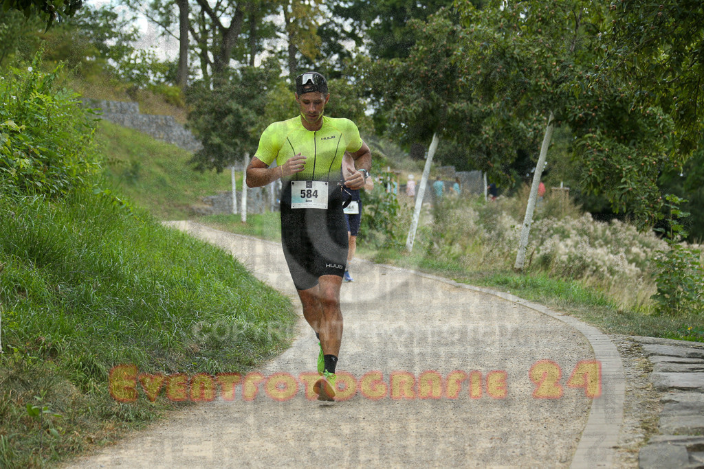 250824_1405_EX1_4903 | Sportfotografie im Rhein-Sieg Kreis, Köln, Bonn, NRW, Rheinland Pfalz, Hessen, etc. Unser Tätigkeitsfeld umfasst den Laufsport vom Volkslauf über den Marathon, Duathlon, Triathon bis zum Ultralauf wie Kölnpfad Ultra oder Schindertrail.