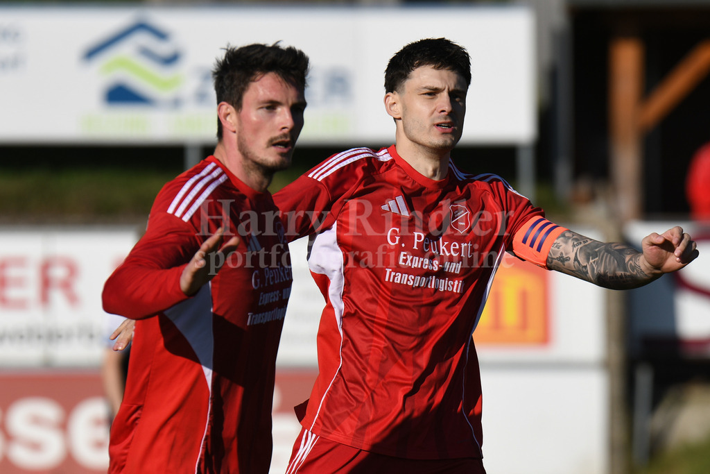 TSV Seebach Spieler 2025/26 | Patrick Pfisterer (TSV Seebach #27) und Sandro Nickl (TSV Seebach #19) - Realisiert mit Pictrs.com